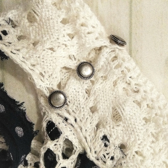 Free People handkerchief hog neck Crochet top - Picture 6 of 8